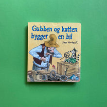 Last inn bildet i Galleri-visningsprogrammet, Gubben og Katten bygger en bil
