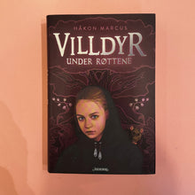 Last inn bildet i Galleri-visningsprogrammet, Villdyr under røttene
